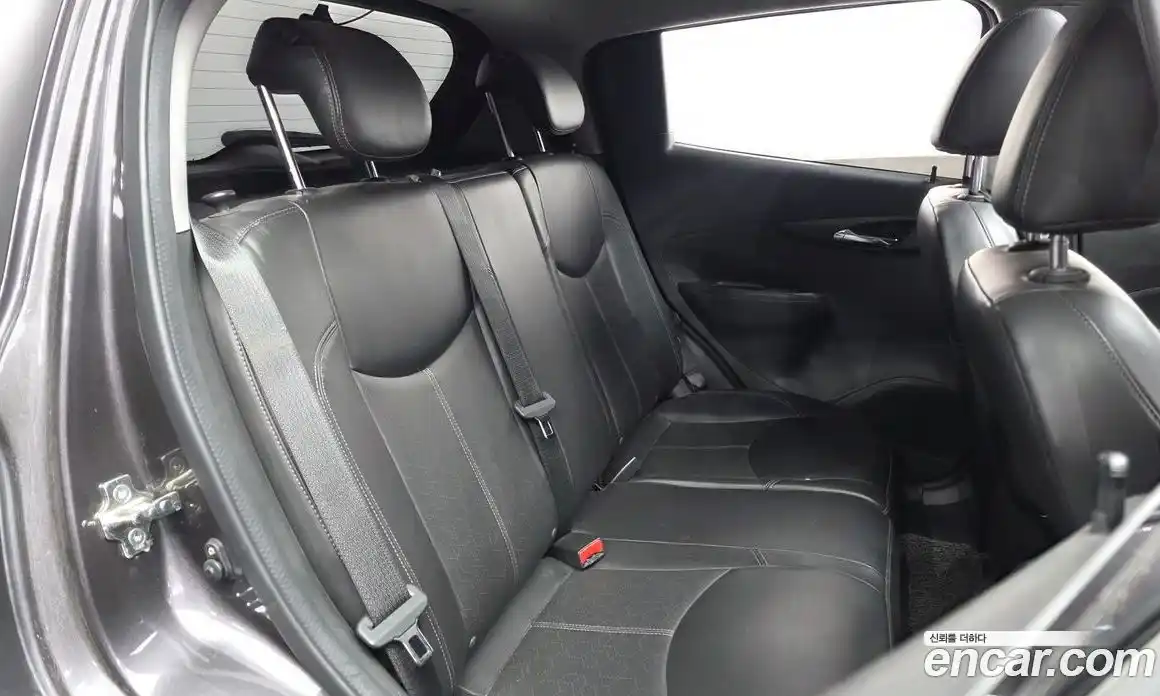 Chevrolet Spark 2016 1.0 Автомат в Москве № 315148, фото 11