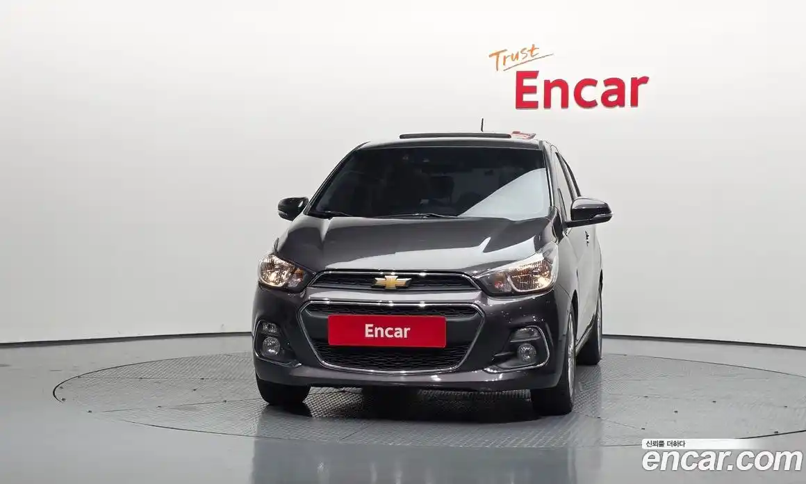 Chevrolet Spark 2016 1.0 Автомат в Москве № 315148, фото 17