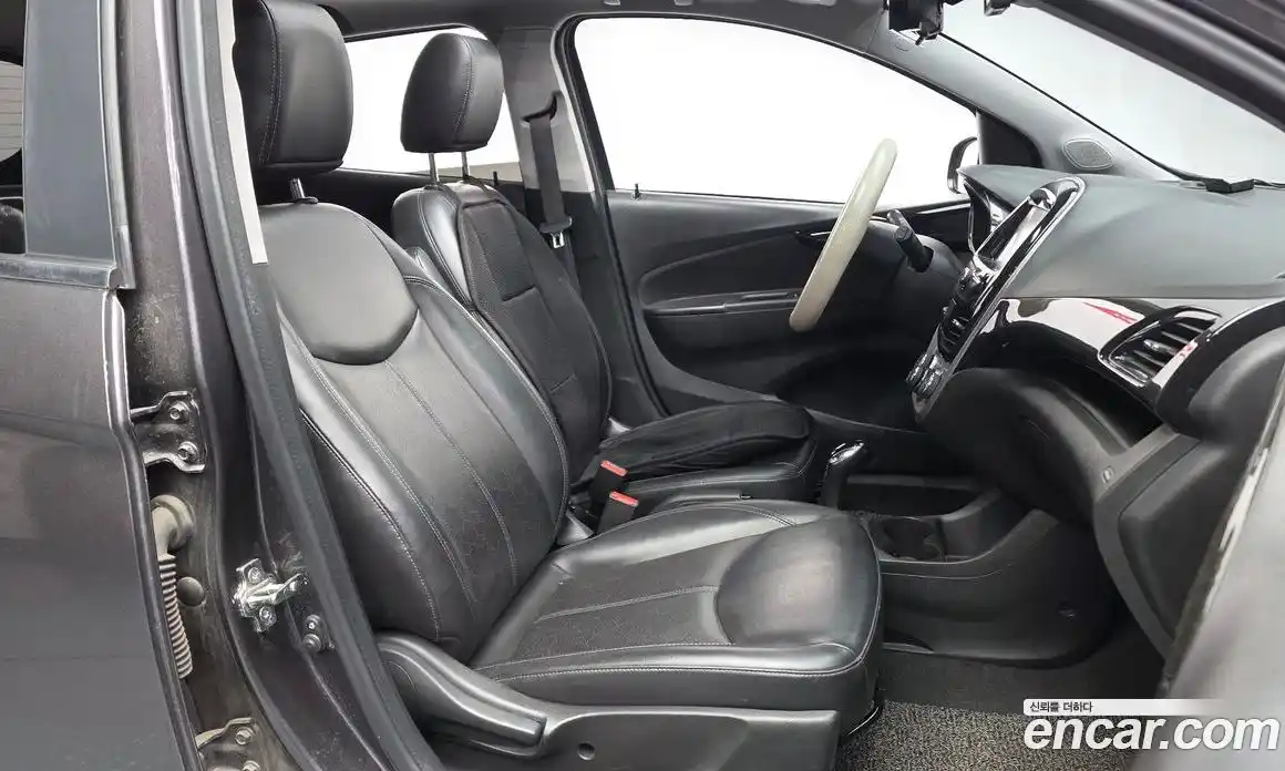 Chevrolet Spark 2016 1.0 Автомат в Москве № 315148, фото 20