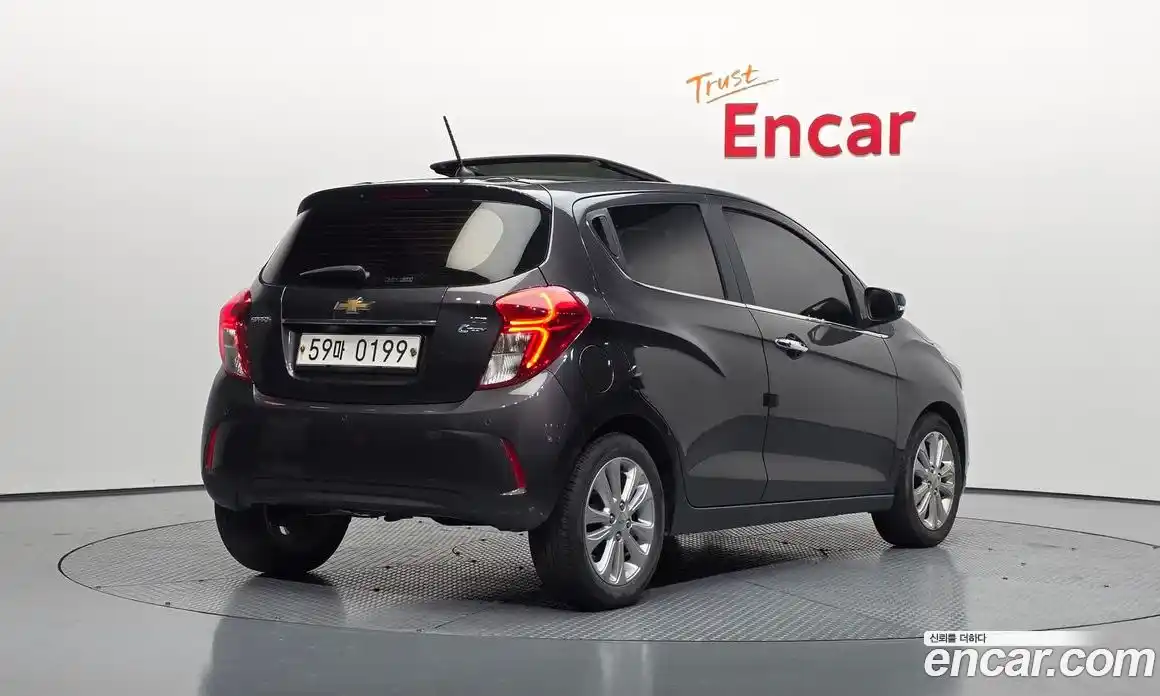 Chevrolet Spark 2016 1.0 Автомат в Москве № 315148, фото 7