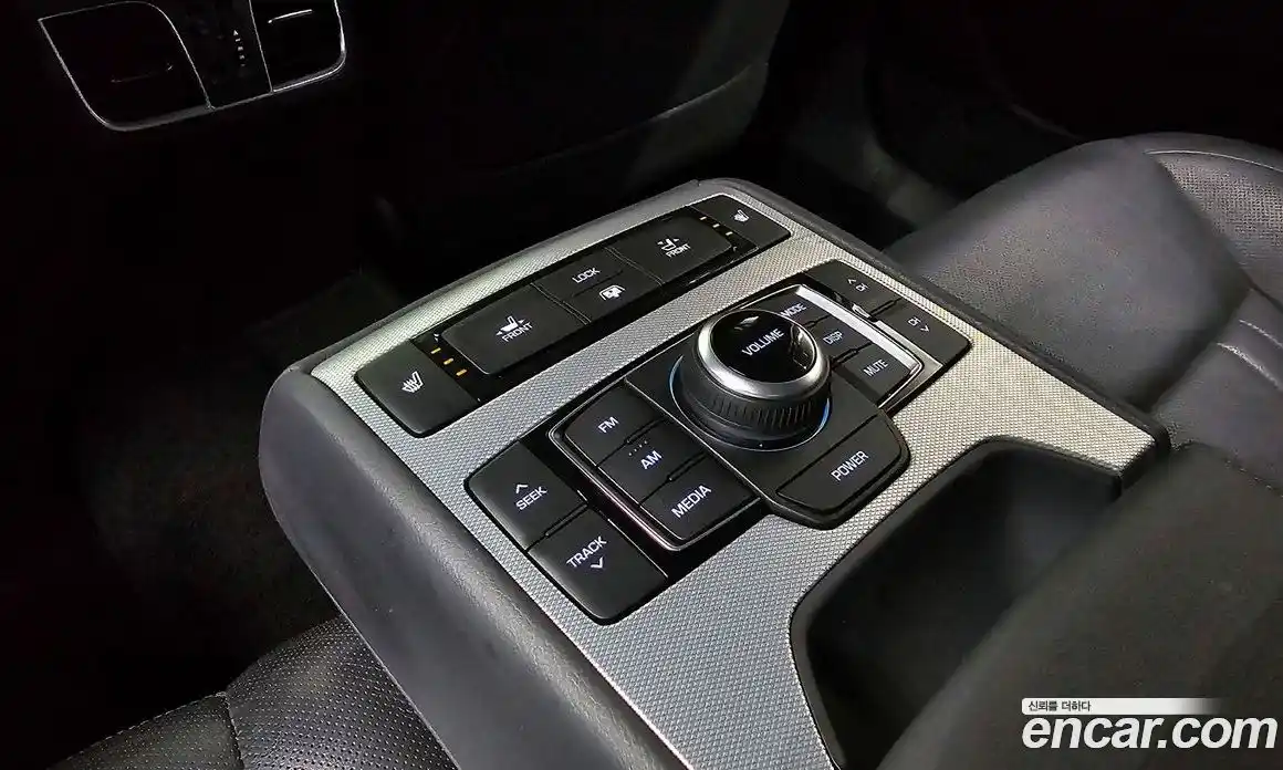 Genesis G80 2018 3.3 Автомат в Москве № 323047, фото 19