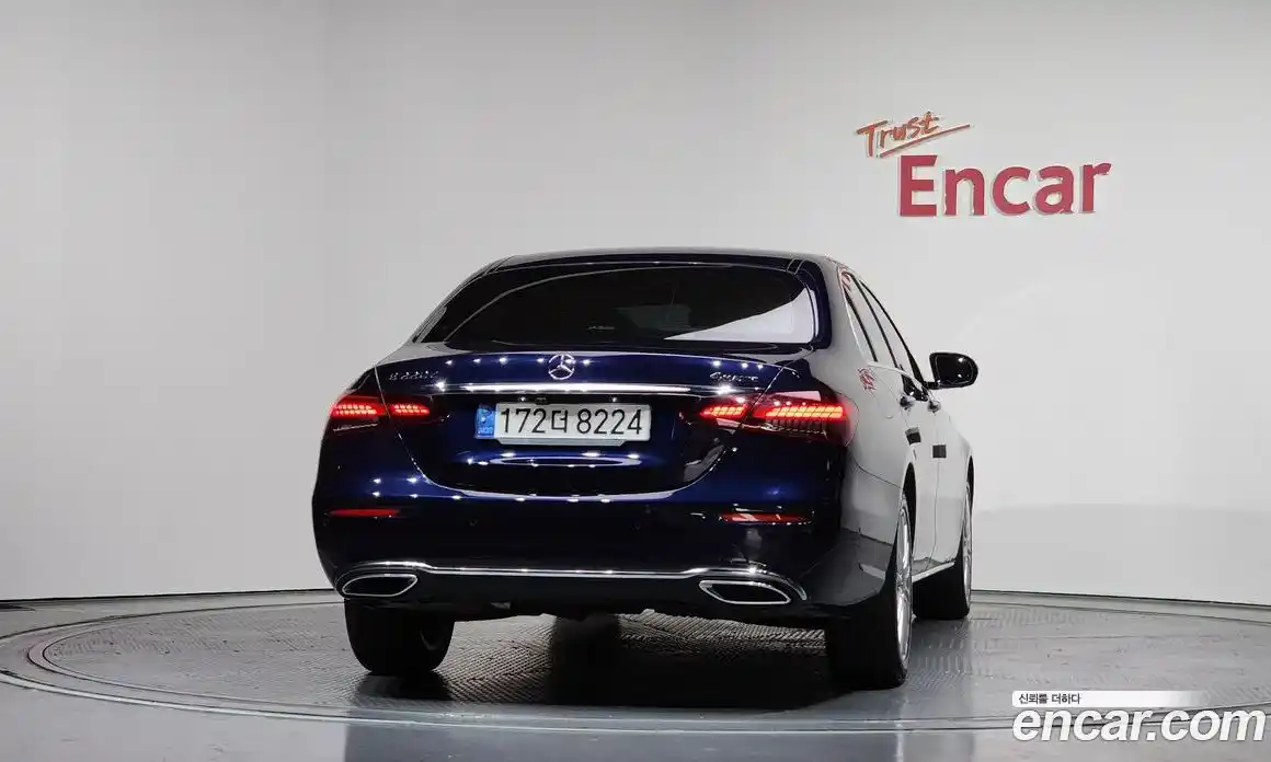 Mercedes-Benz E-Class 2021 1.9 Автомат в Москве № 324910, фото 17