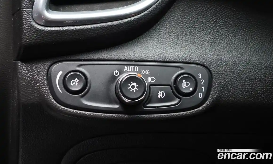 Chevrolet Trax 2017 1.4 Автомат в Москве № 327678, фото 19