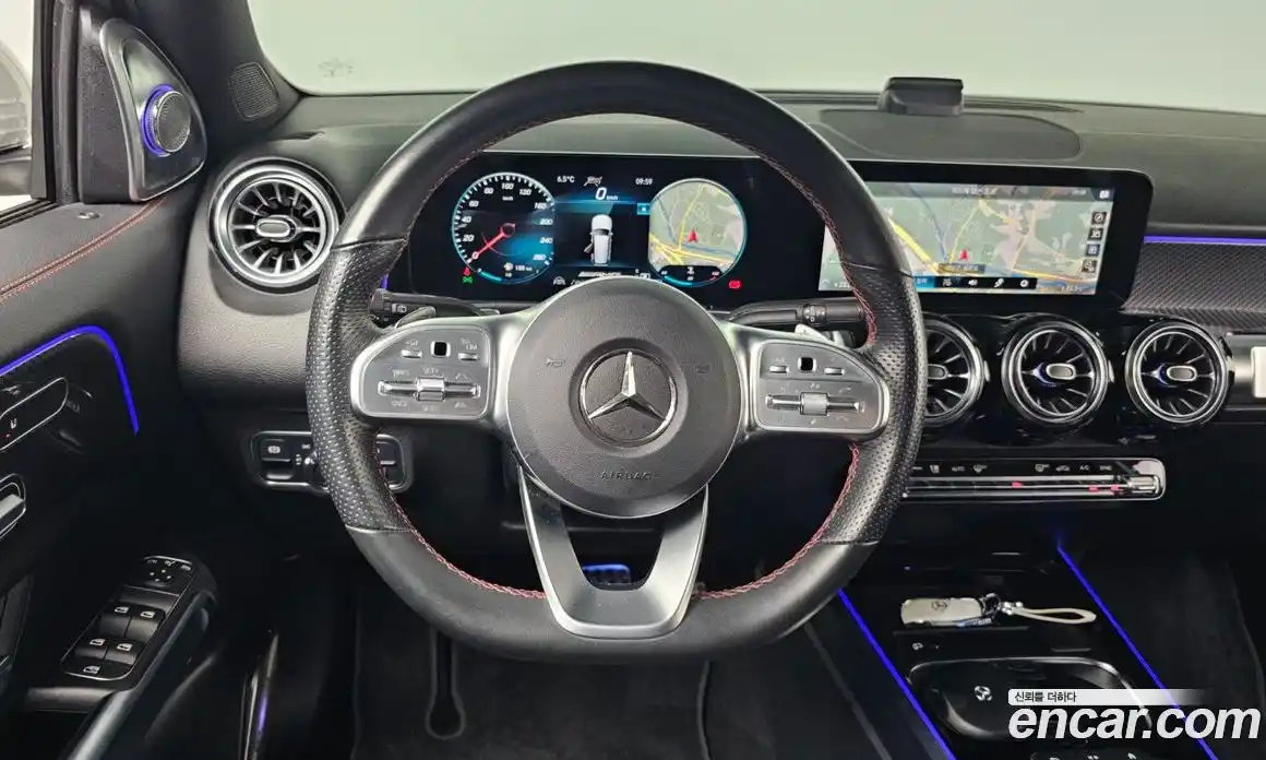 Mercedes-Benz GLB-Class 2022 2.0 Автомат в Москве № 338389, фото 16