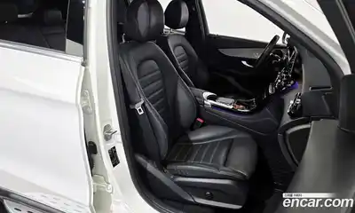 Mercedes-Benz GLC-Class 2020 2.0 Автомат в Москве № 342427, миниатюра 3