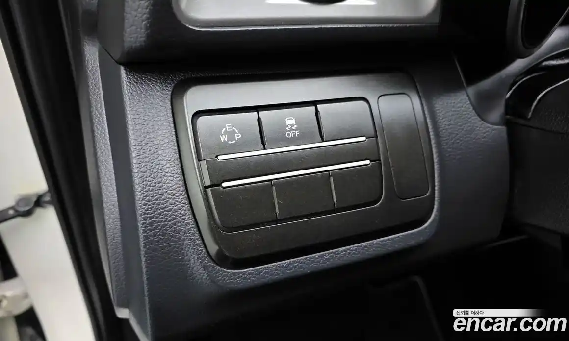 SsangYong TIBOLI 2015 1.6 Автомат в Москве № 35064, фото 13