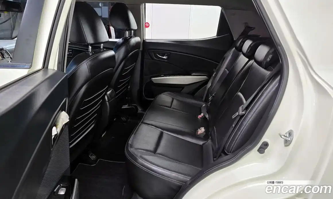 SsangYong TIBOLI 2015 1.6 Автомат в Москве № 35064, фото 5