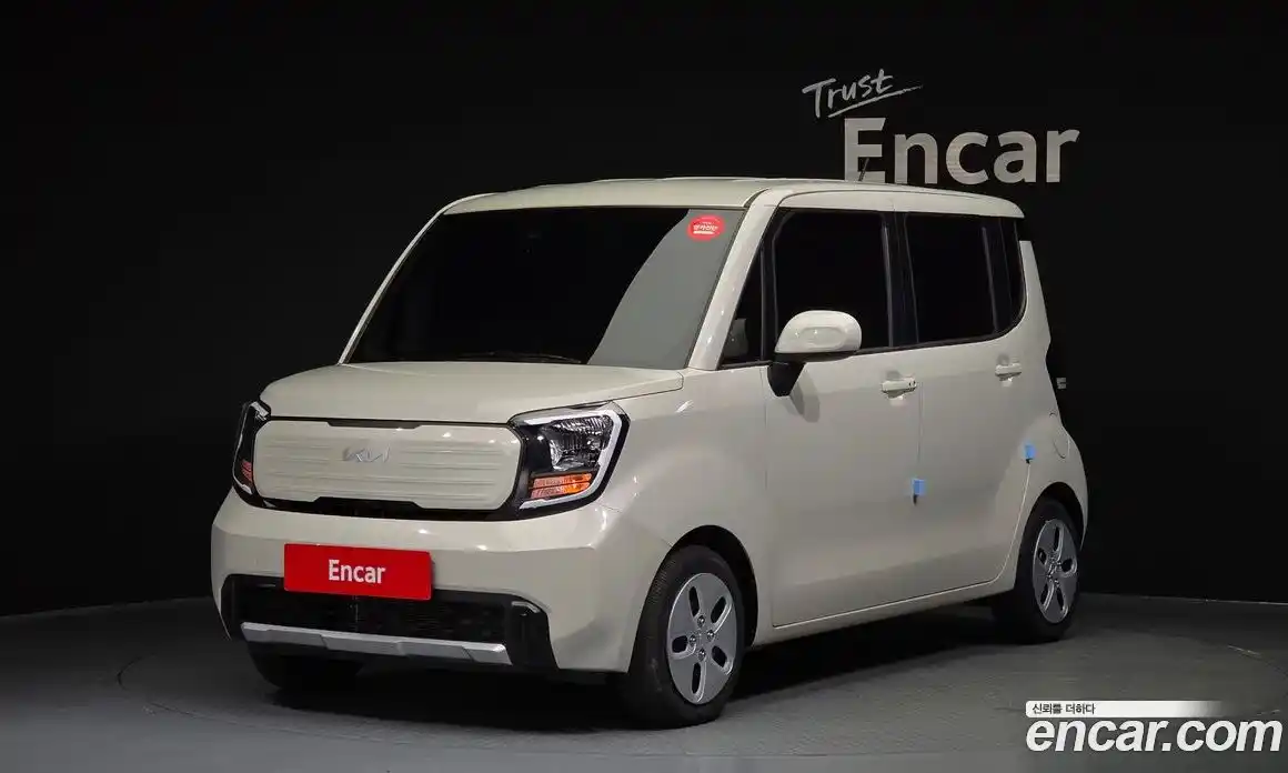 Kia Ray 2023 1.0 Автомат в Москве № 359564, фото 1