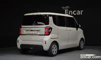 Kia Ray 2023 1.0 Автомат в Москве № 359564, миниатюра 2