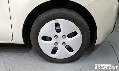 Kia Ray 2023 1.0 Автомат в Москве № 359564, миниатюра 5