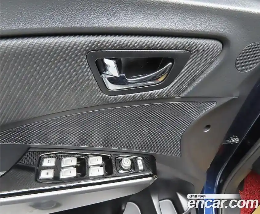 SsangYong TIBOLI 2018 1.6 Автомат в Москве № 36314, фото 13