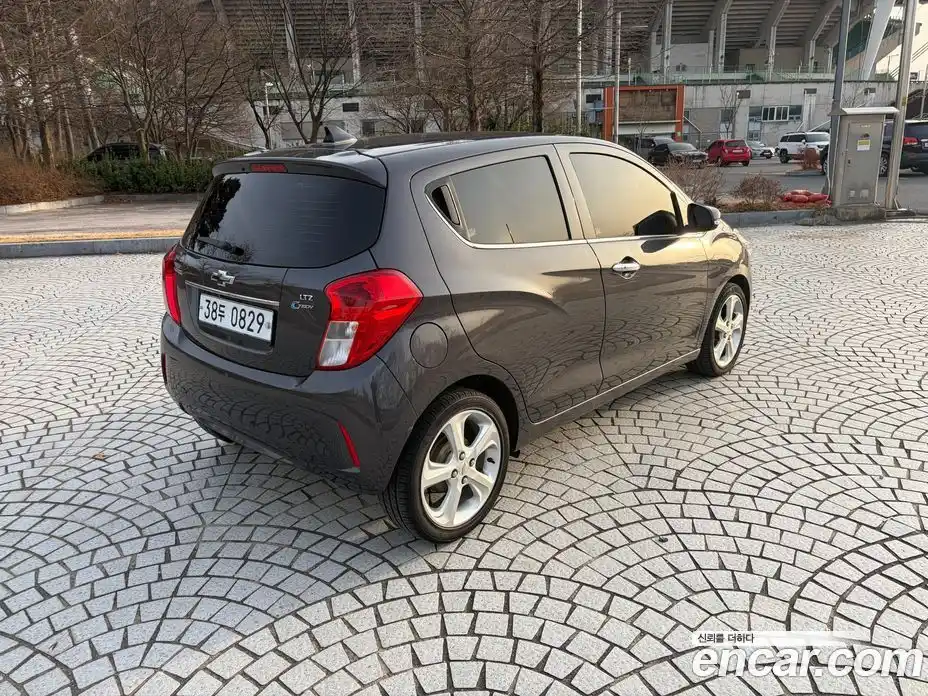Chevrolet Spark 2016 1.0 Автомат в Москве № 371075, фото 5