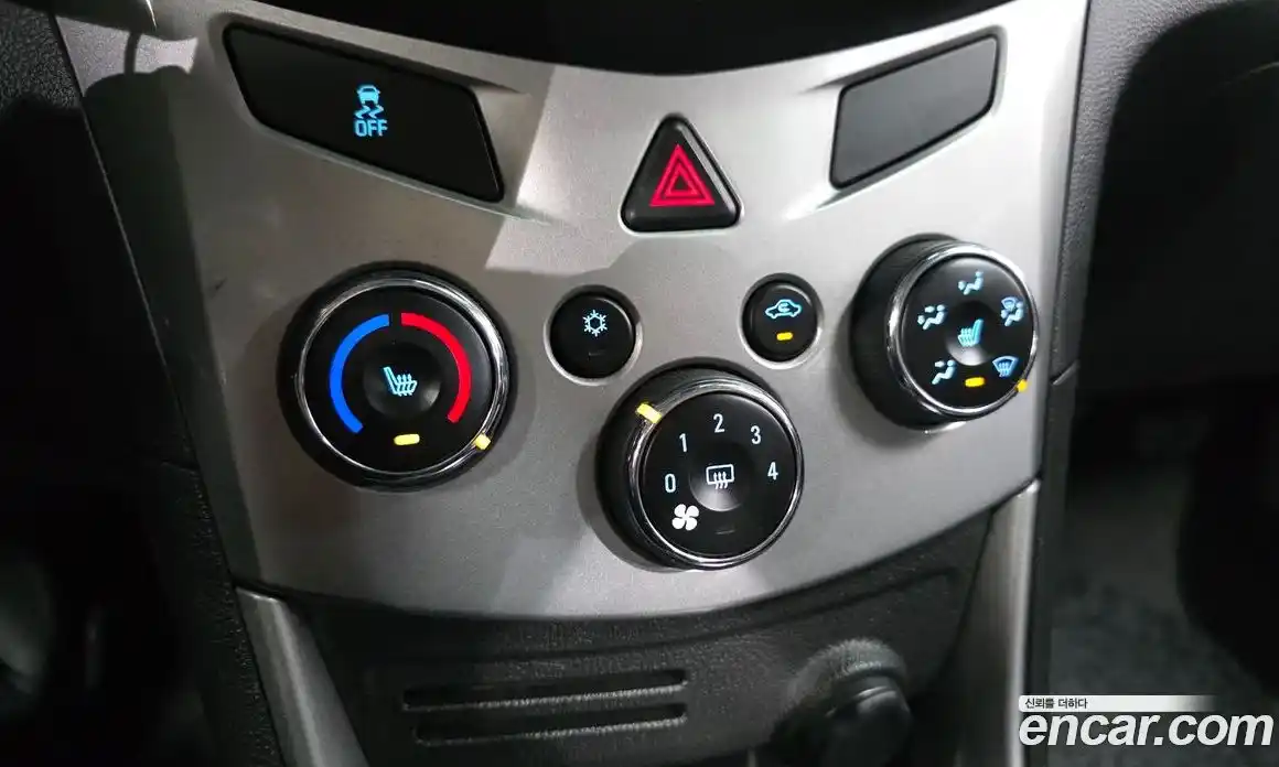 Chevrolet Trax 2014 1.4 Автомат в Москве № 37153, фото 19