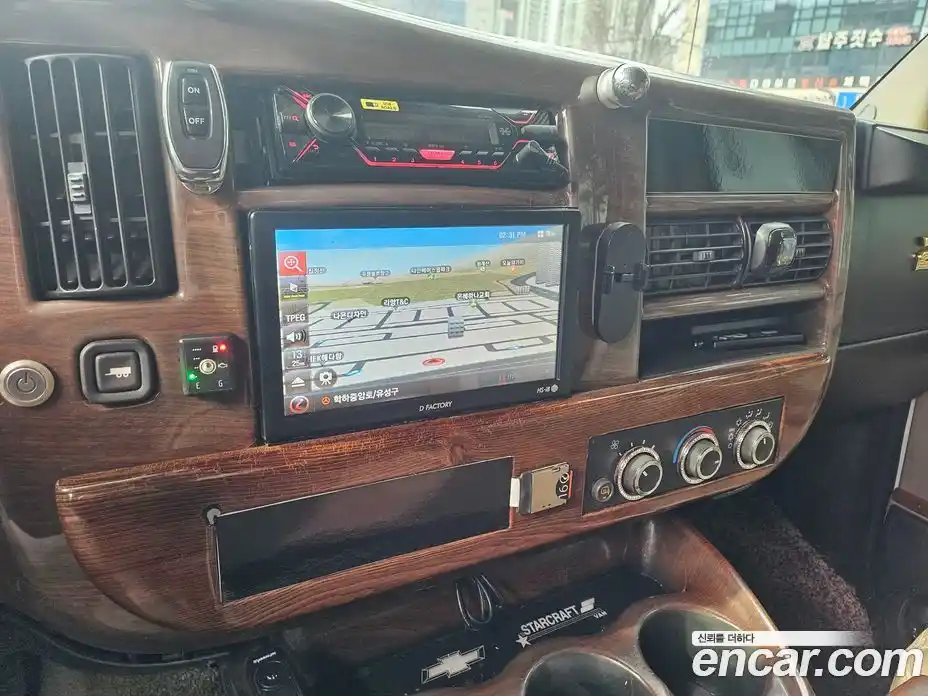 Chevrolet Express Van 2008 5.3 Автомат в Москве № 375854, фото 17