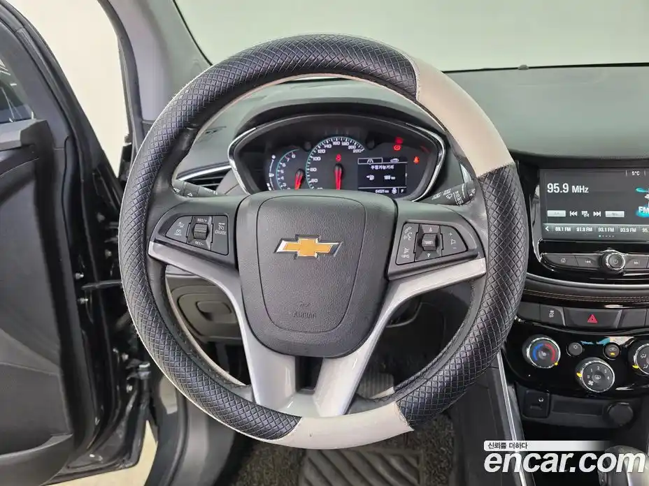 Chevrolet Trax 2018 1.4 Автомат в Москве № 37806, фото 15