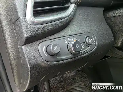 Chevrolet Trax 2018 1.4 Автомат в Москве № 37806, миниатюра 9