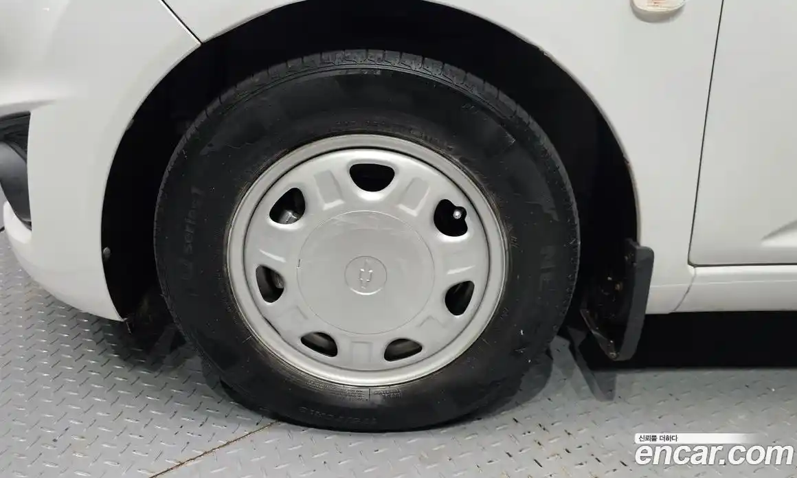 Chevrolet Spark 2014 1.0 Автомат в Москве № 37978, фото 17