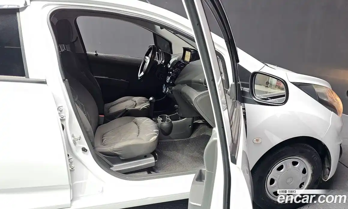 Chevrolet Spark 2014 1.0 Автомат в Москве № 37978, фото 20