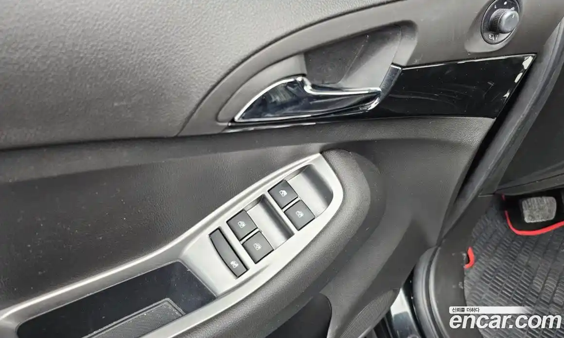 Chevrolet Orlando 2012 2.0 Автомат в Москве № 38868, фото 13