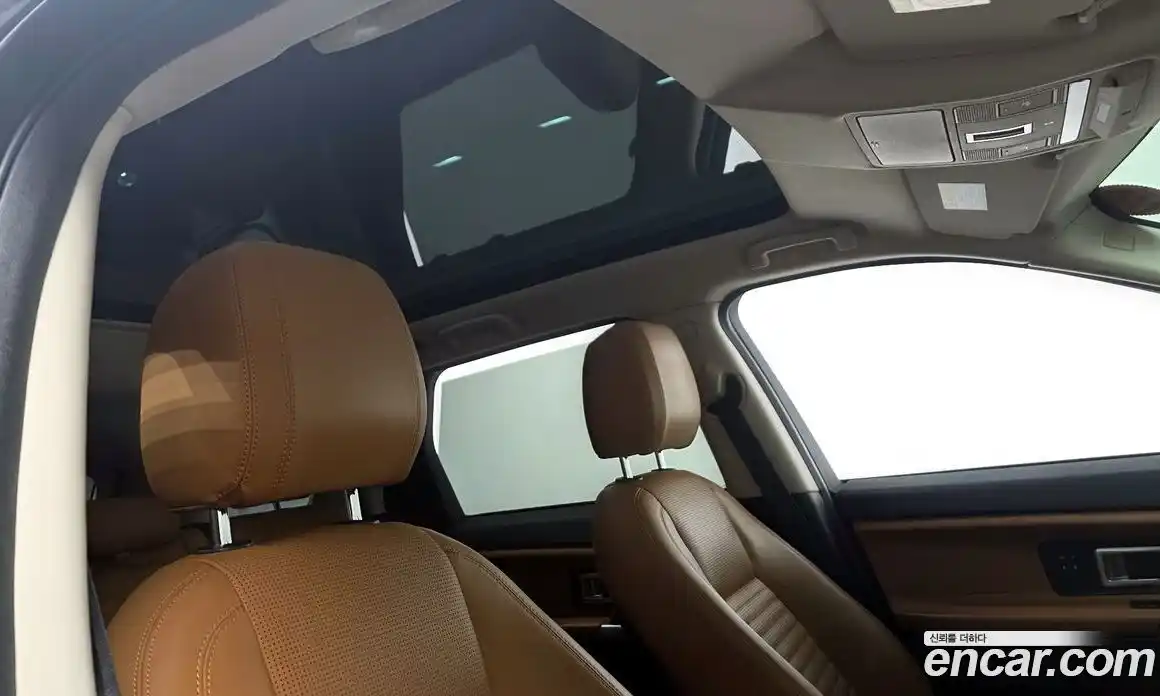 Land Rover Discovery Sport 2018 2.0 Автомат в Москве № 392451, фото 16