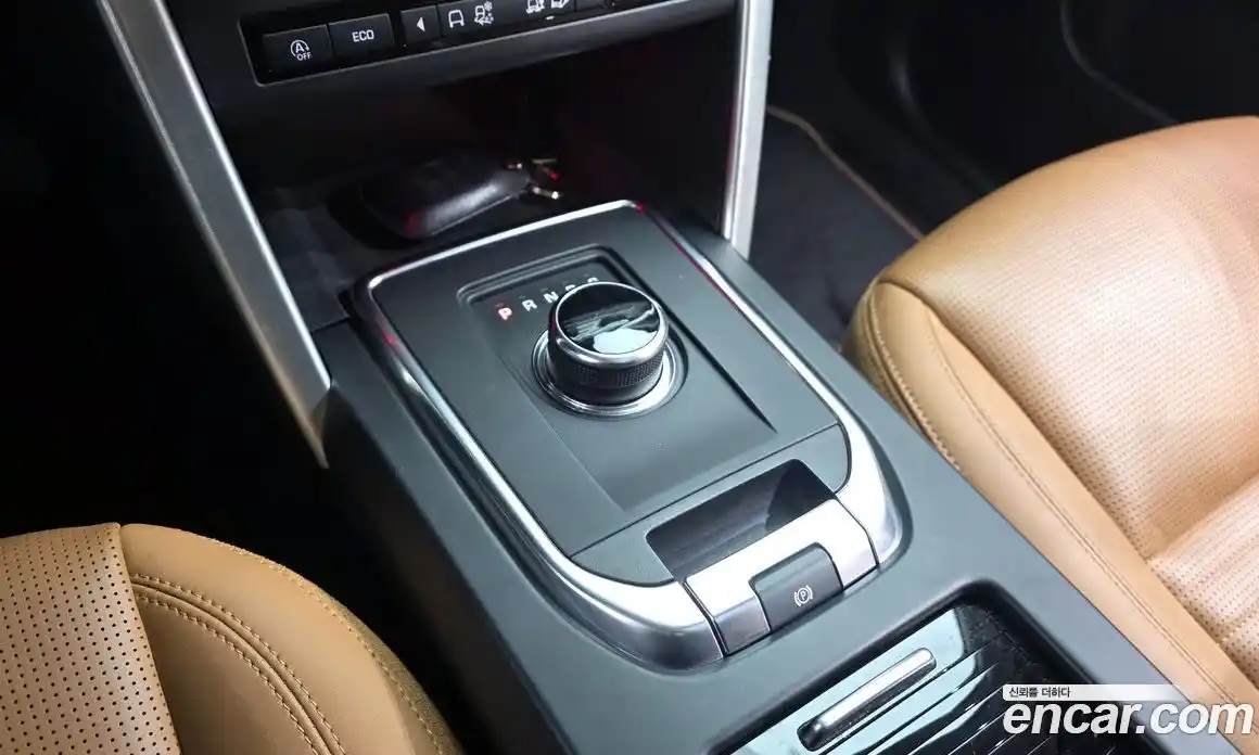 Land Rover Discovery Sport 2018 2.0 Автомат в Москве № 392451, фото 9