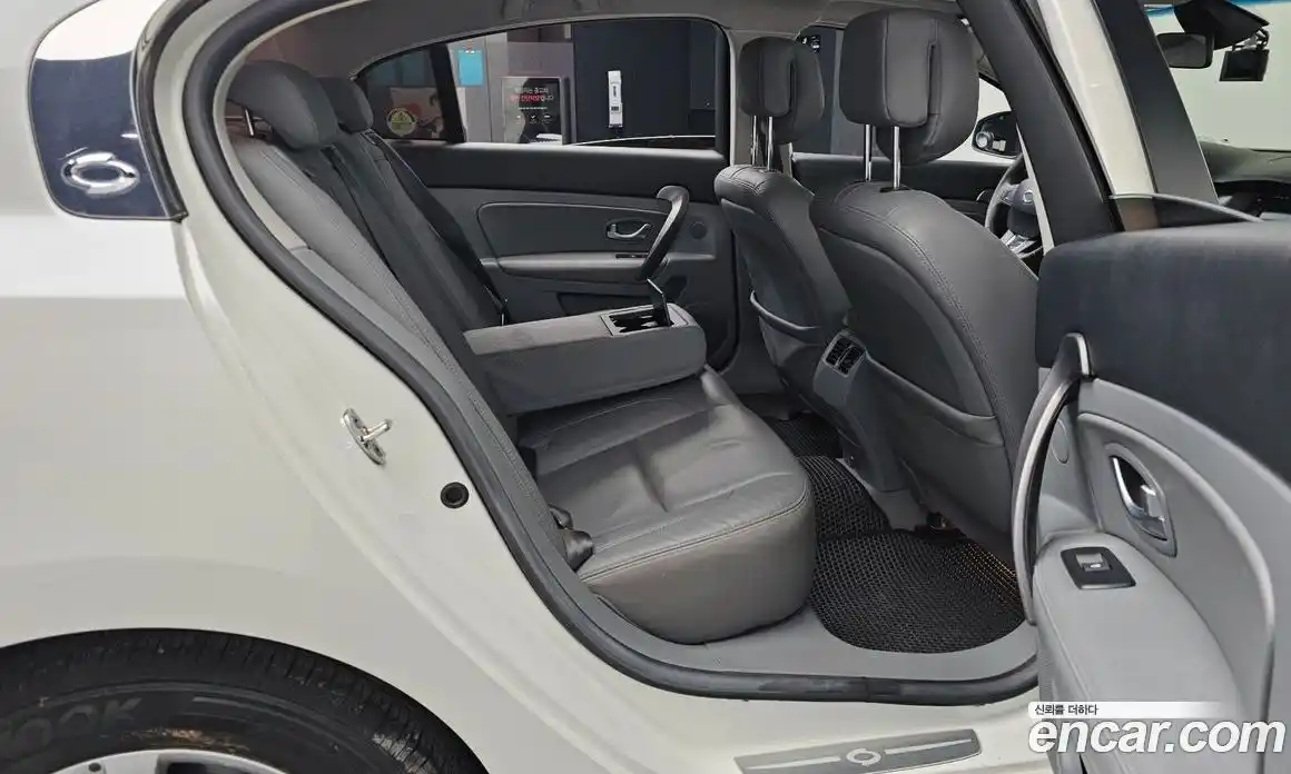 Renault SM5 2010 2.0 Автомат в Москве № 395694, фото 12