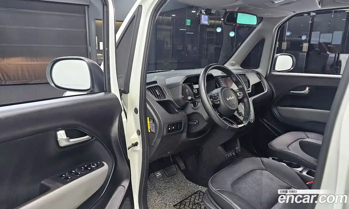 Kia Ray 2023 1.0 Автомат в Москве № 404070, фото 11