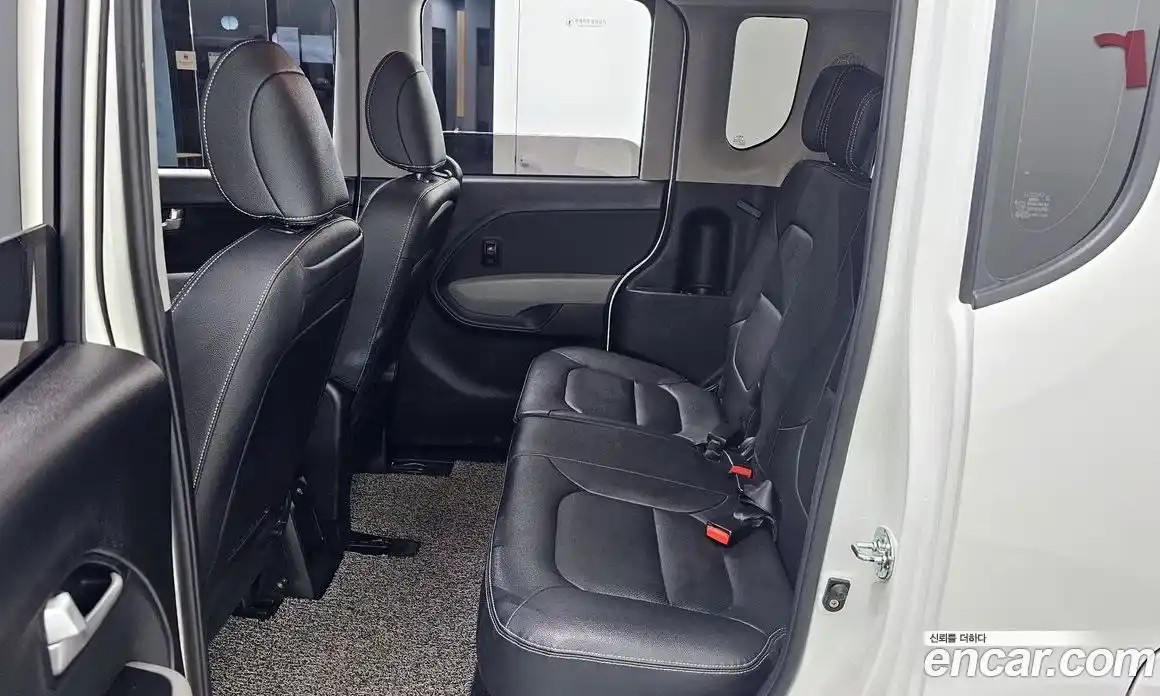 Kia Ray 2023 1.0 Автомат в Москве № 404070, фото 12