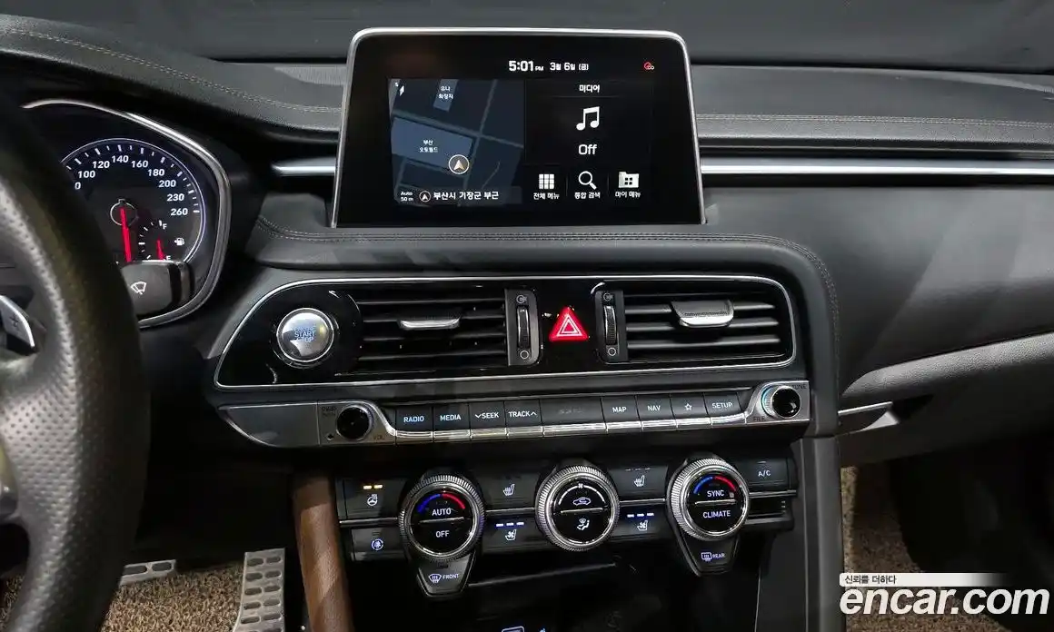 Genesis G70 2019 2.0 Автомат в Москве № 405865, фото 15