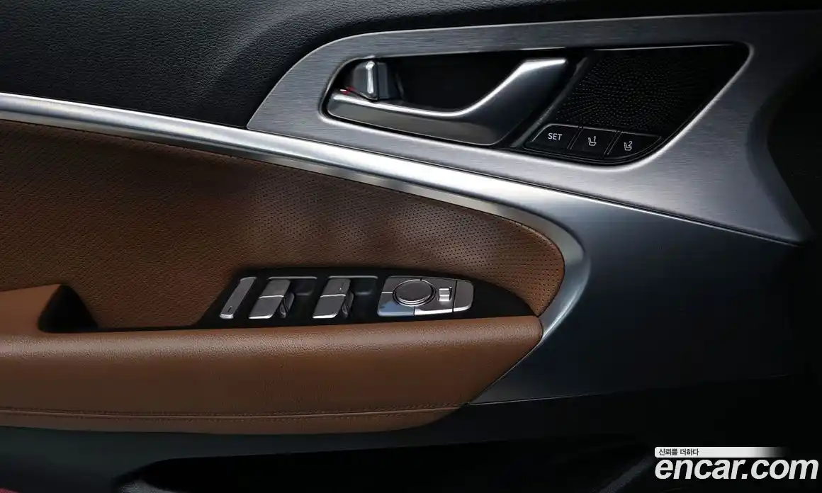 Genesis G70 2019 2.0 Автомат в Москве № 405865, фото 18