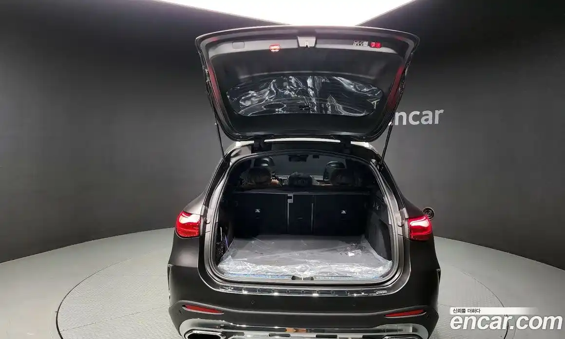 Mercedes-Benz GLC-Class 2025 2.0 Автомат в Москве № 409003, фото 20