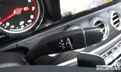 Mercedes-Benz E-Class 2018 2.0 Автомат в Москве № 412530, миниатюра 9