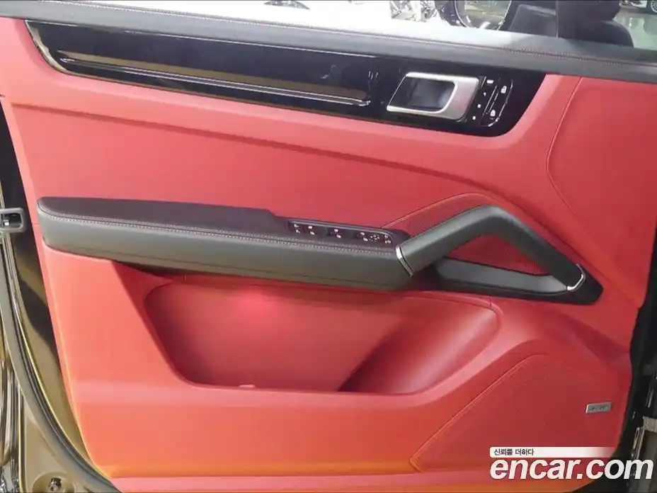 Porsche Cayenne 2020 3.0 Автомат в Москве № 416111, фото 11