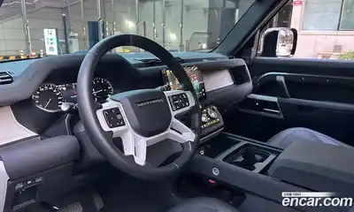 Land Rover Defender 2023 3.0 Автомат в Москве № 416492, миниатюра 7