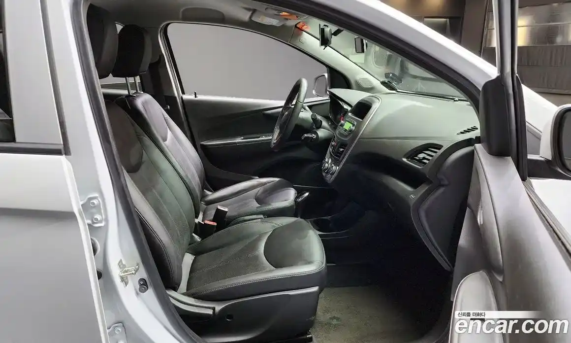 Chevrolet Spark 2017 1.0 Автомат в Москве № 41898, фото 13