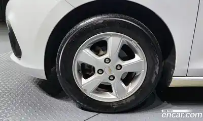 Chevrolet Spark 2017 1.0 Автомат в Москве № 41898, миниатюра 9