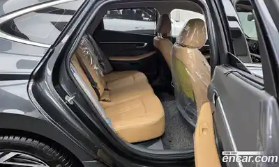 Hyundai Sonata 2025 1.6 Автомат в Москве № 44271, миниатюра 4