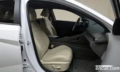 Hyundai Avante, 2025