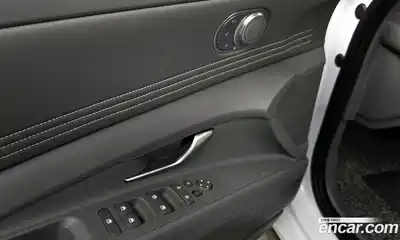 Hyundai Avante 2025 1.6 Автомат в Москве № 46243, миниатюра 11