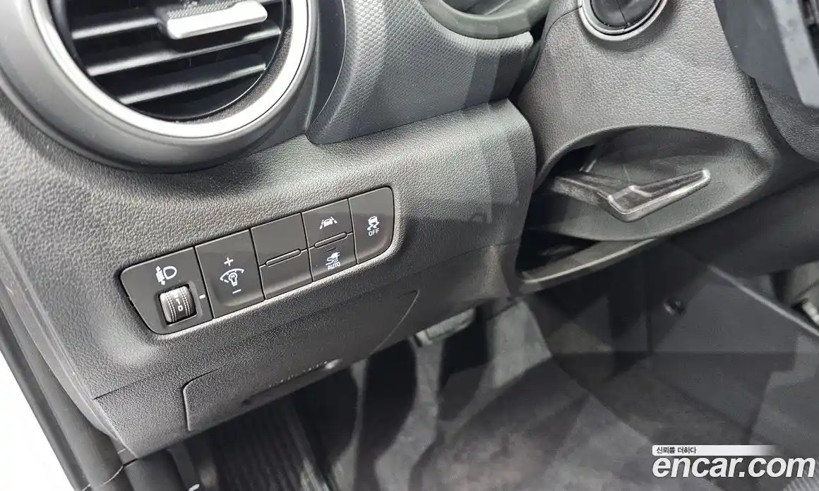 Hyundai Kona 2020 0.2 Автомат в Москве № 47989, фото 3