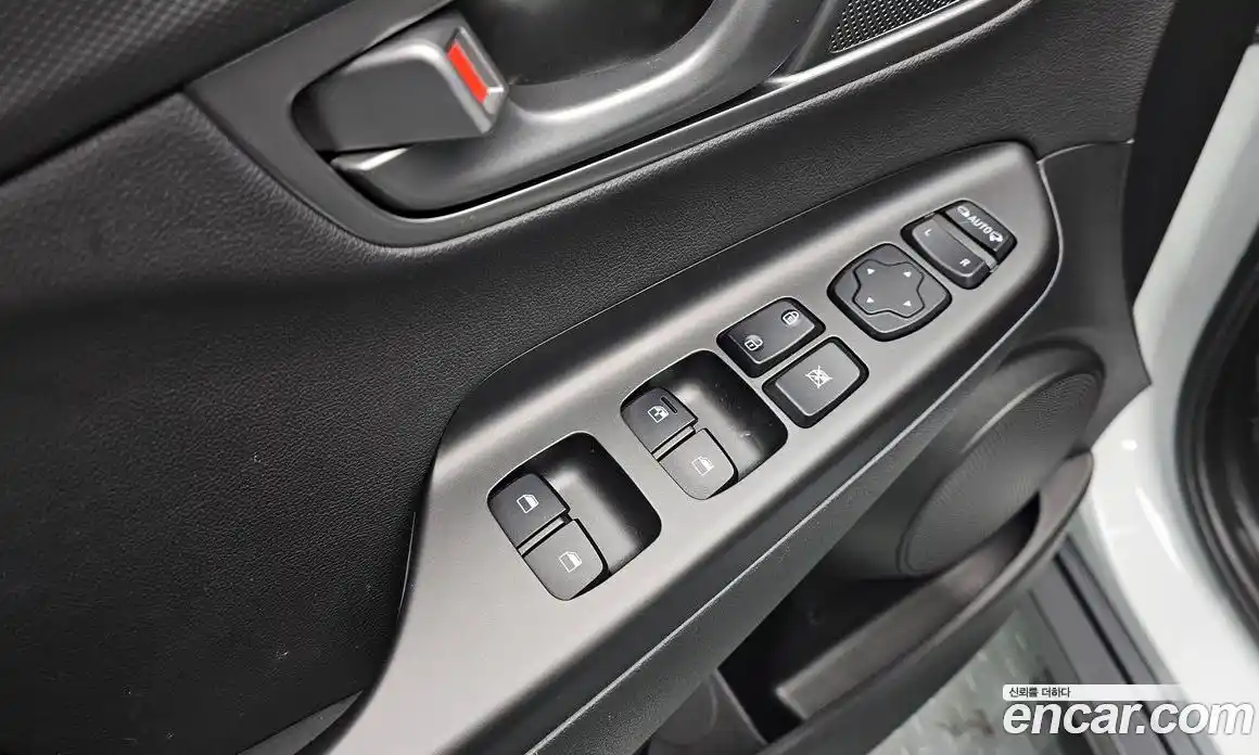 Hyundai Kona 2020 0.2 Автомат в Москве № 47989, фото 10