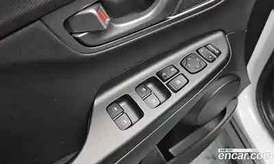 Hyundai Kona 2020 0.2 Автомат в Москве № 47989, миниатюра 10