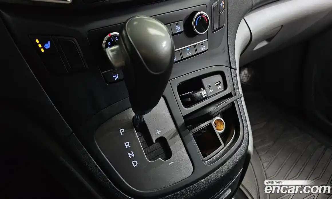 Hyundai Starex 2020 2.5 Автомат в Москве № 49095, фото 11