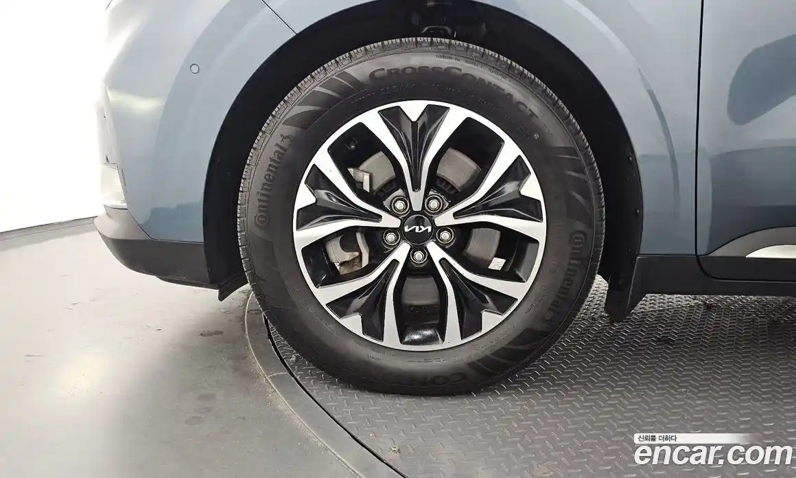 Kia Canival 2023 2.2 Автомат в Москве № 53561, фото 5