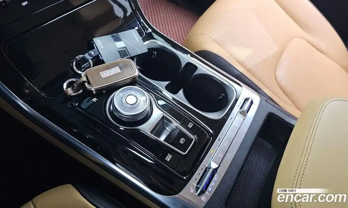 Kia Canival 2023 2.2 Автомат в Москве № 53561, фото 9