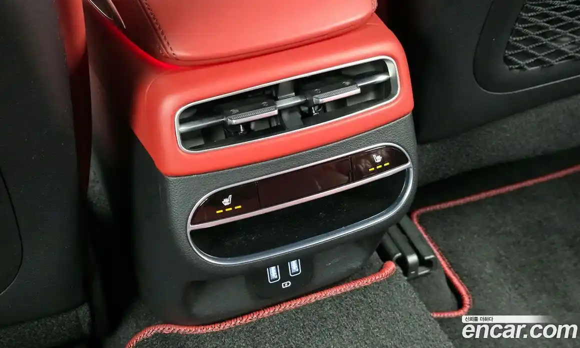 Genesis GV70 2021 2.5 Автомат в Москве № 56420, фото 12