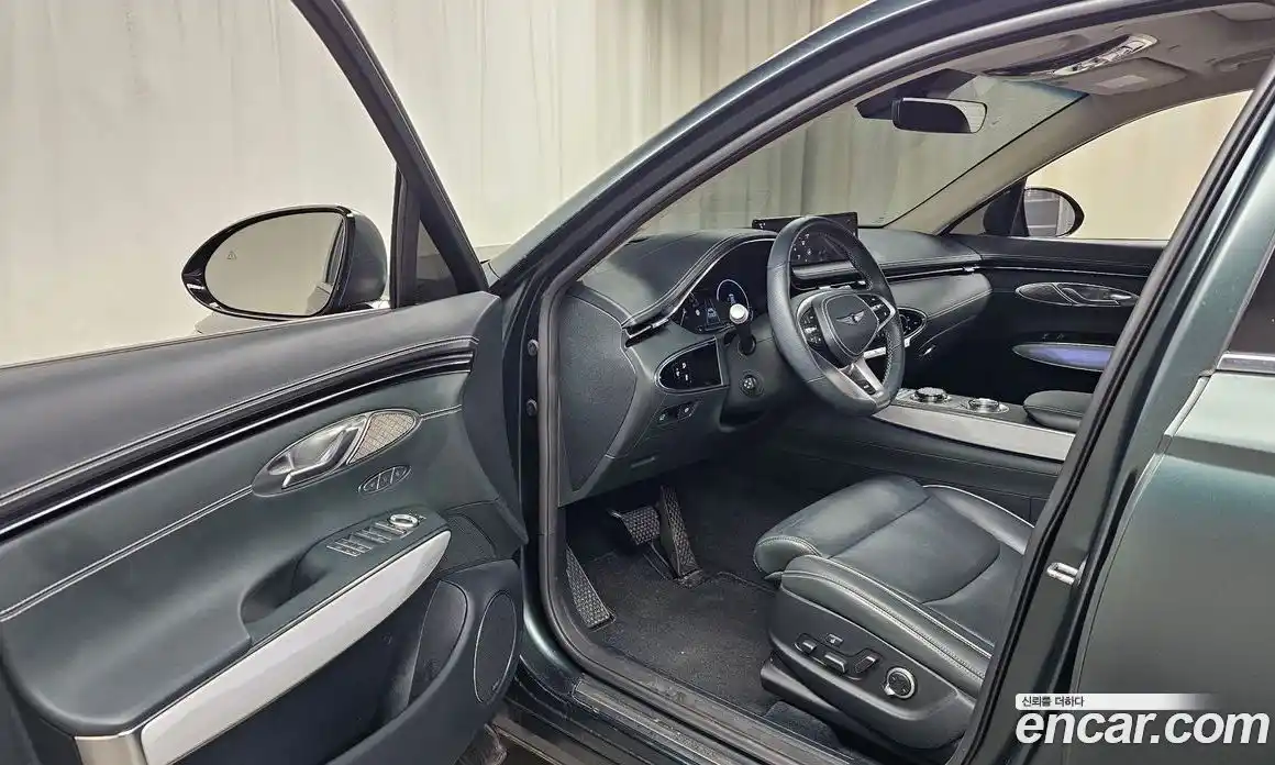 Genesis GV70 2022 0.2 Автомат в Москве № 56939, фото 14