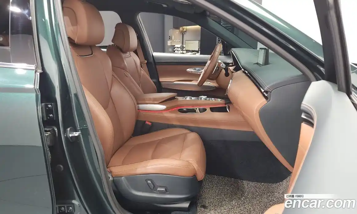 Genesis GV70 2022 2.5 Автомат в Москве № 57569, фото 6