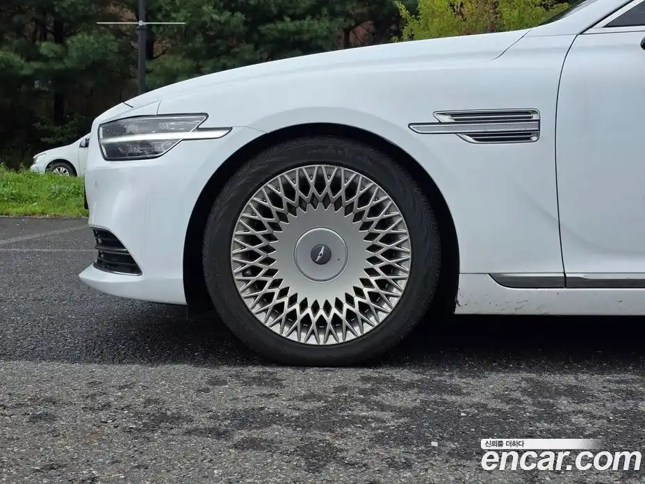 Genesis G90 2019 3.3 Автомат в Москве № 58903, фото 19