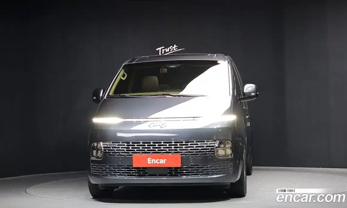 Hyundai Staria 2023 2.2 Автомат в Москве № 6277, фото 8